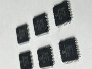 PIC 16F727 I/PT SMD